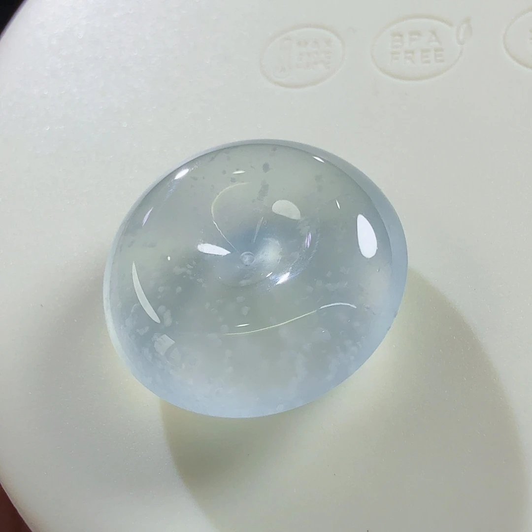 翡翠未镶嵌颈饰平安扣