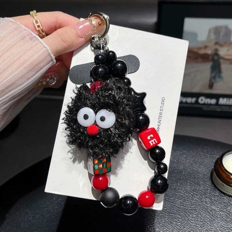 创意秋冬毛绒黑煤球串珠手提链手腕挂绳手机壳汽车钥匙扣包包挂件