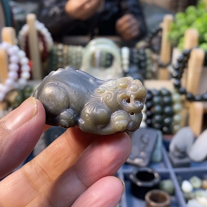 和田玉（糖玉）未镶嵌挂件