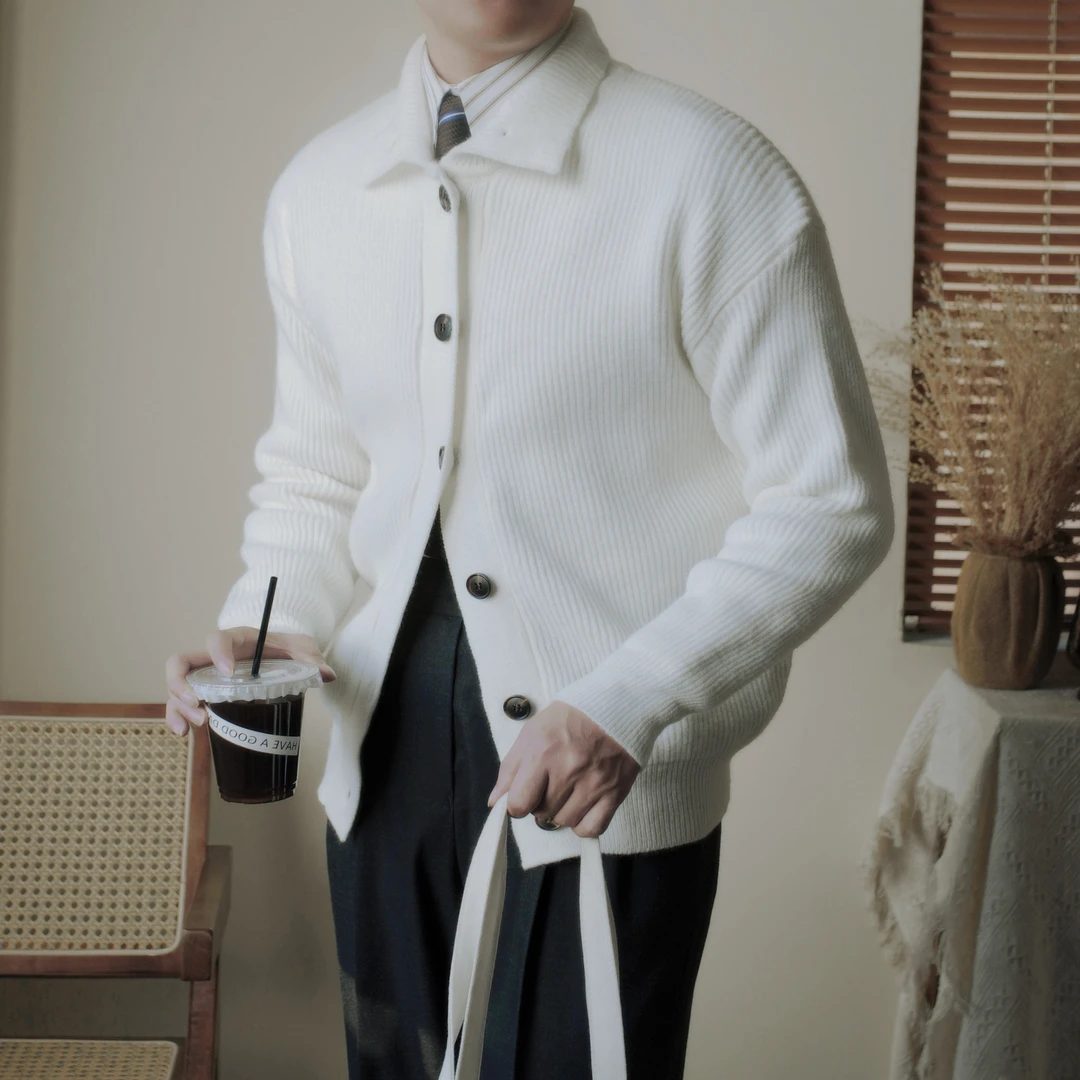 CHAT针织纯色纽扣宽松型毛衣针织衫韩版短款百搭加厚