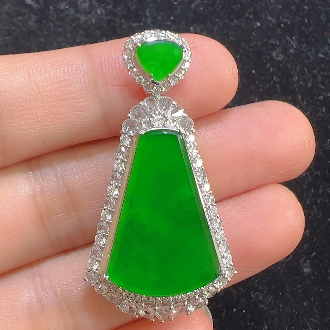 翡翠18K金镶嵌吊坠(不含链)