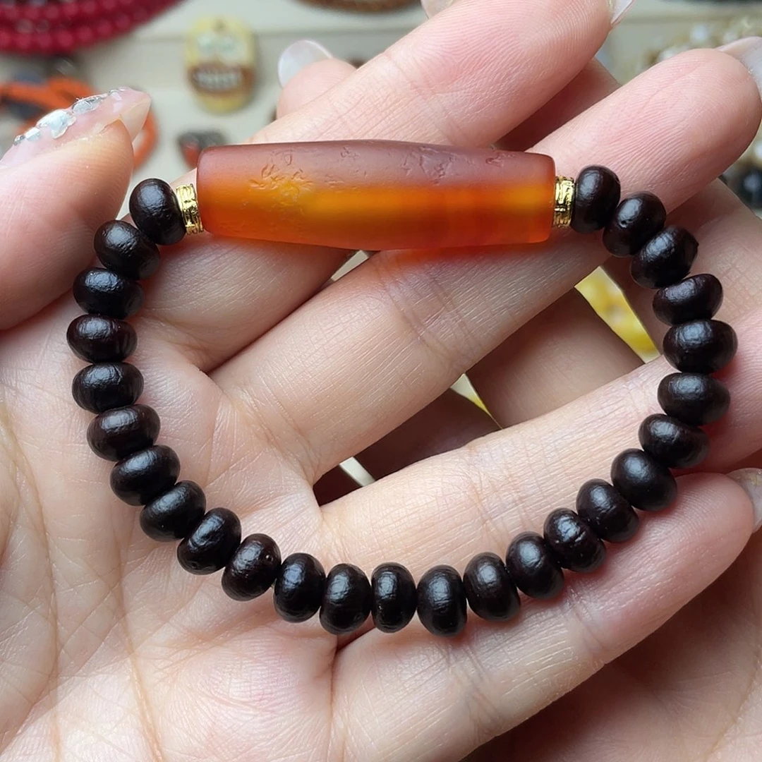 大叶紫檀（黑酸枝木类）