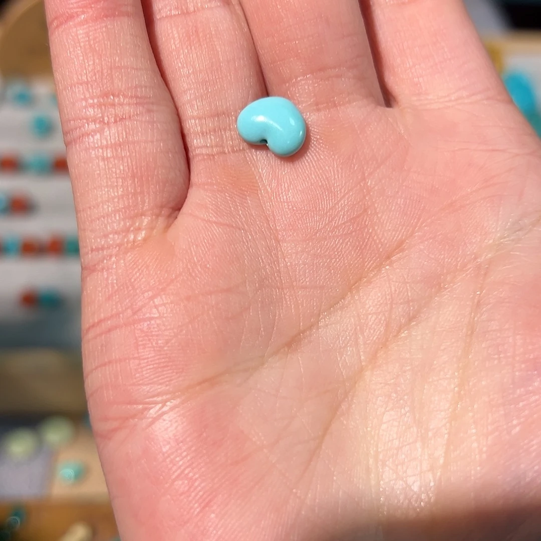 绿松石配饰未镶嵌