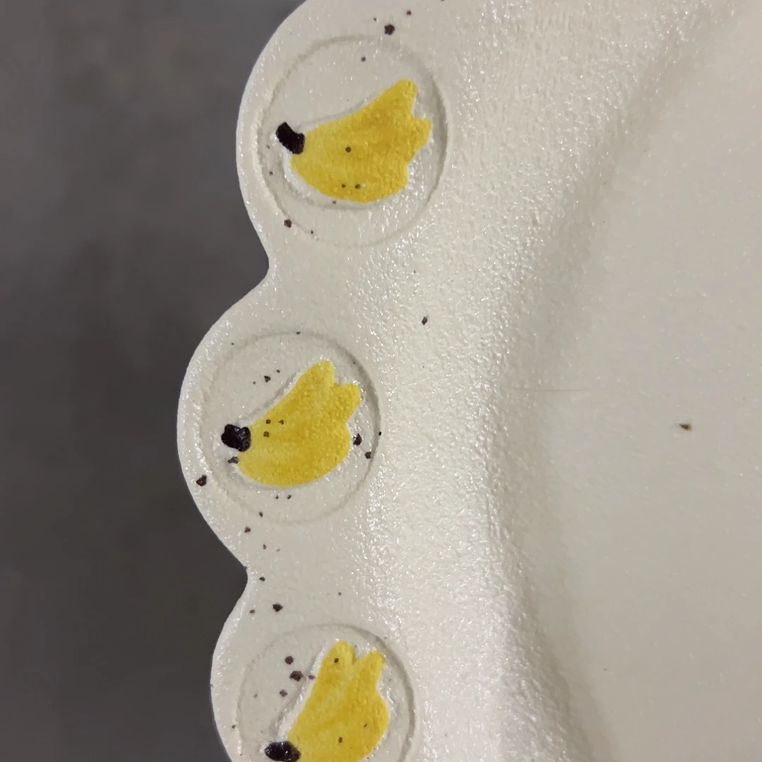 搪瓷微瑕香蕉十寸盘一个