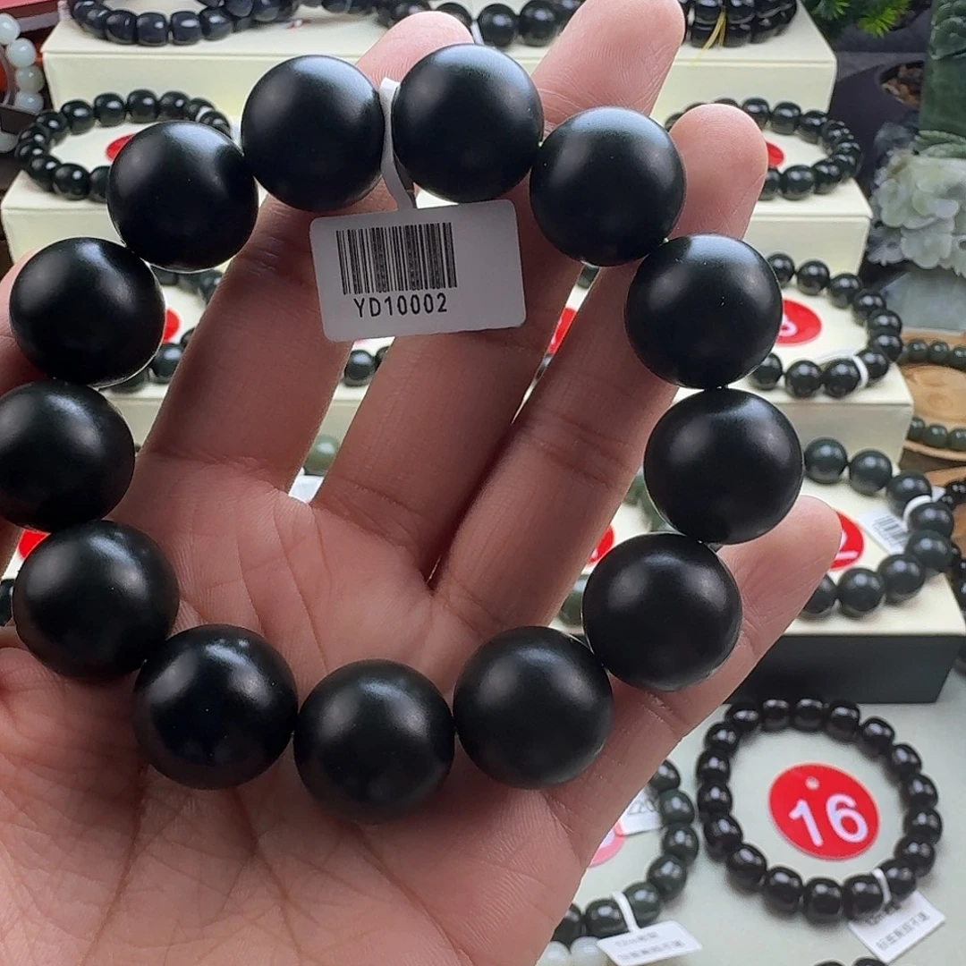 和田玉未镶嵌手串