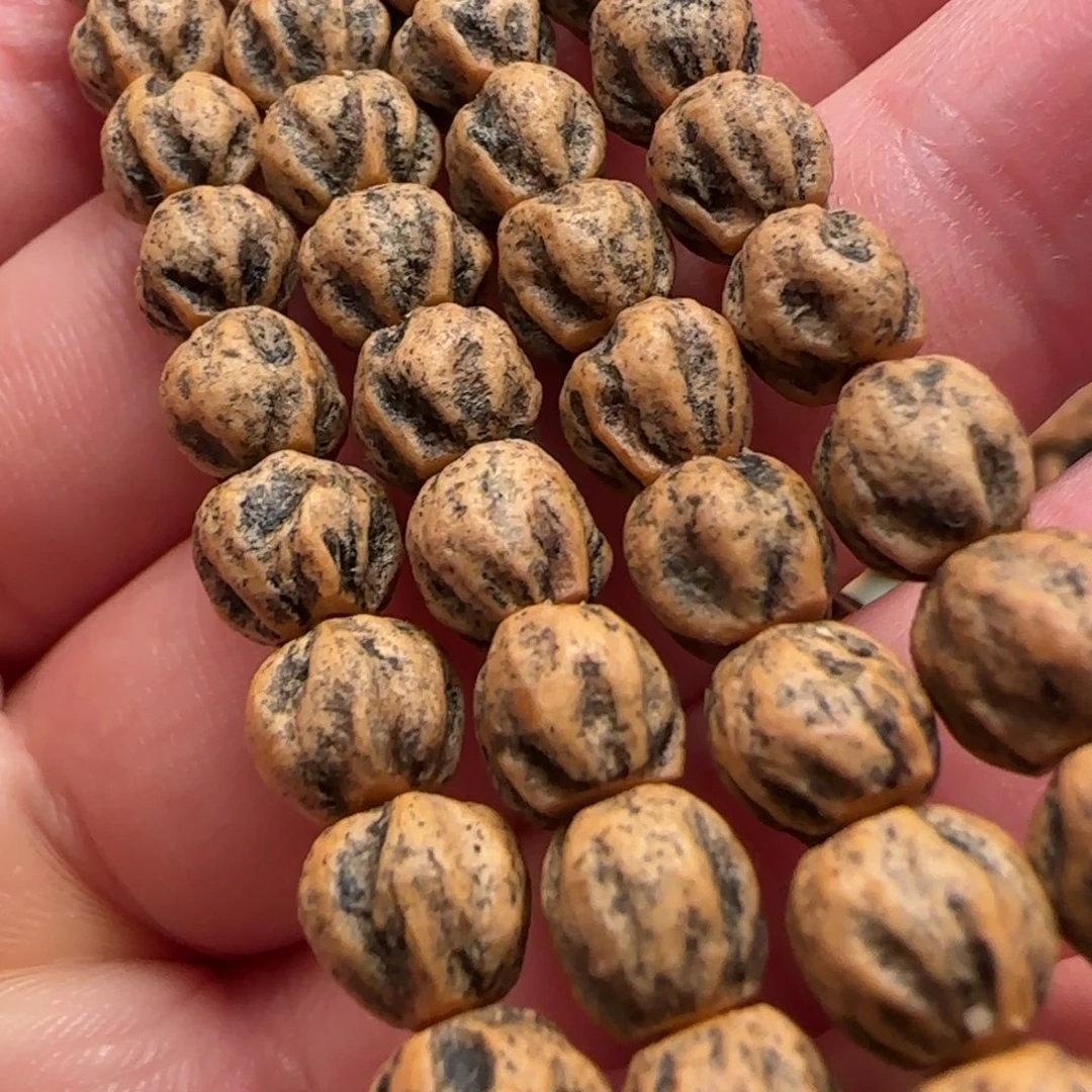 随***心柏香籽/百香籽吊坠