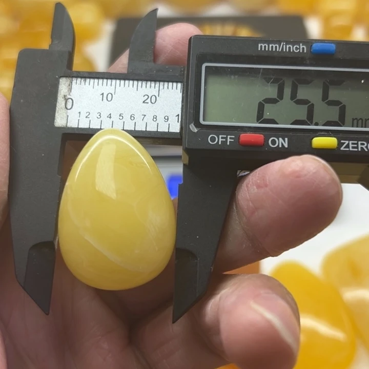 琥珀（矿物珀）未镶嵌裸石