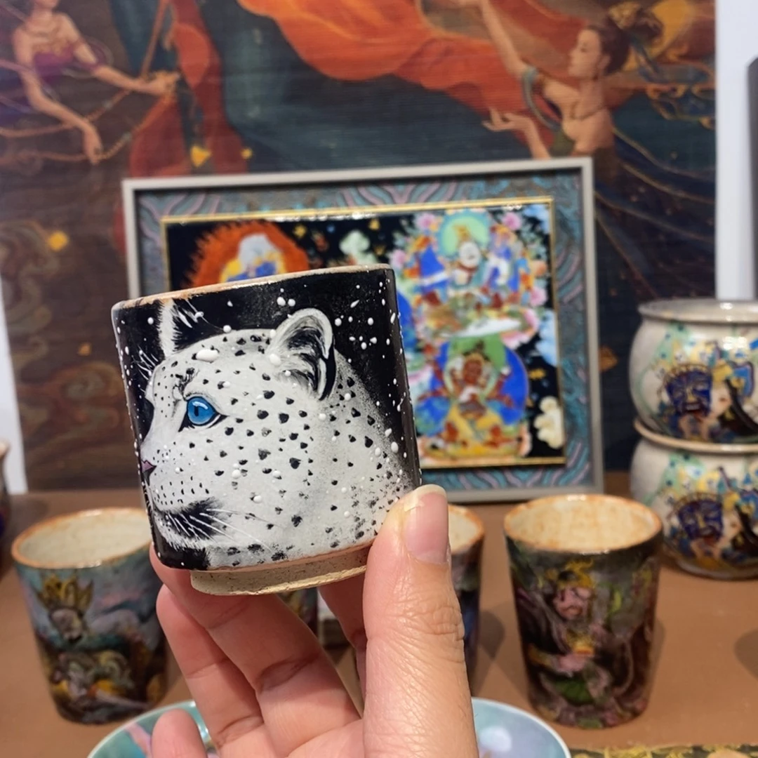 手工手绘雪豹茶杯