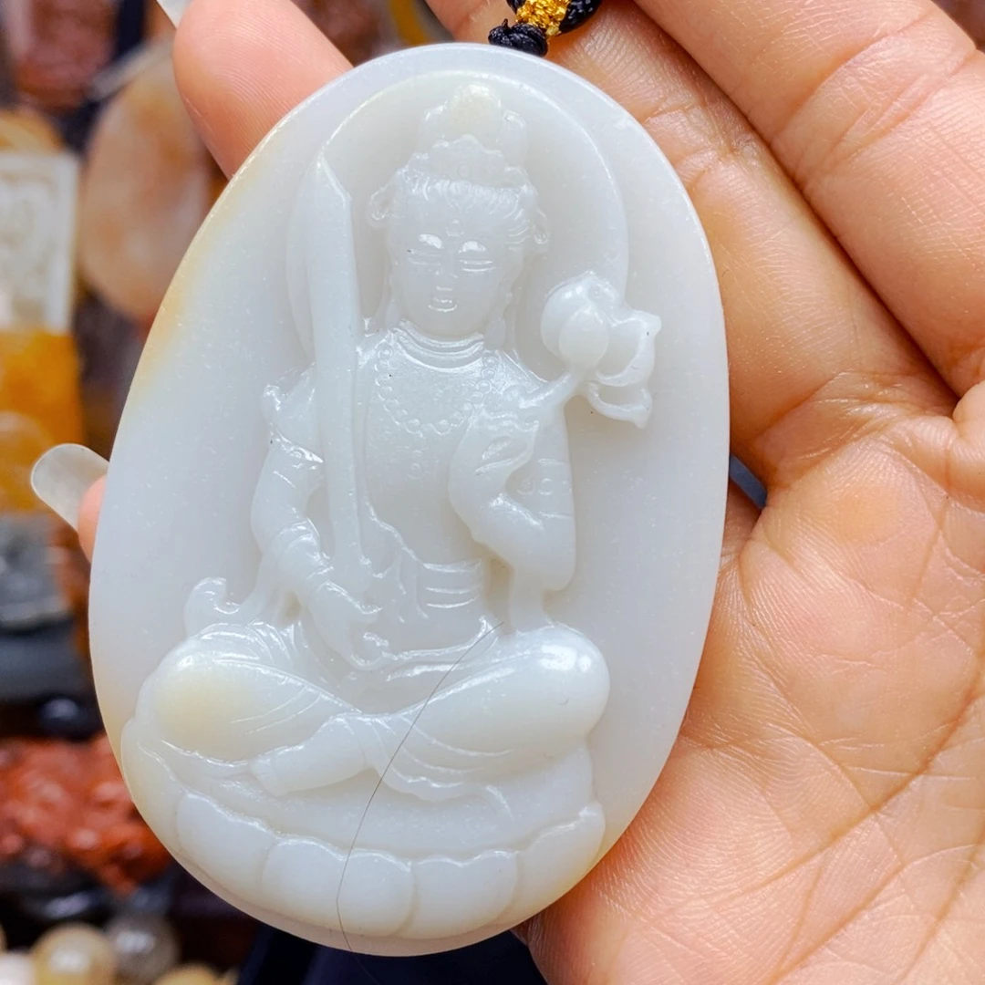 石英质玉（黄龙玉）未镶嵌颈饰