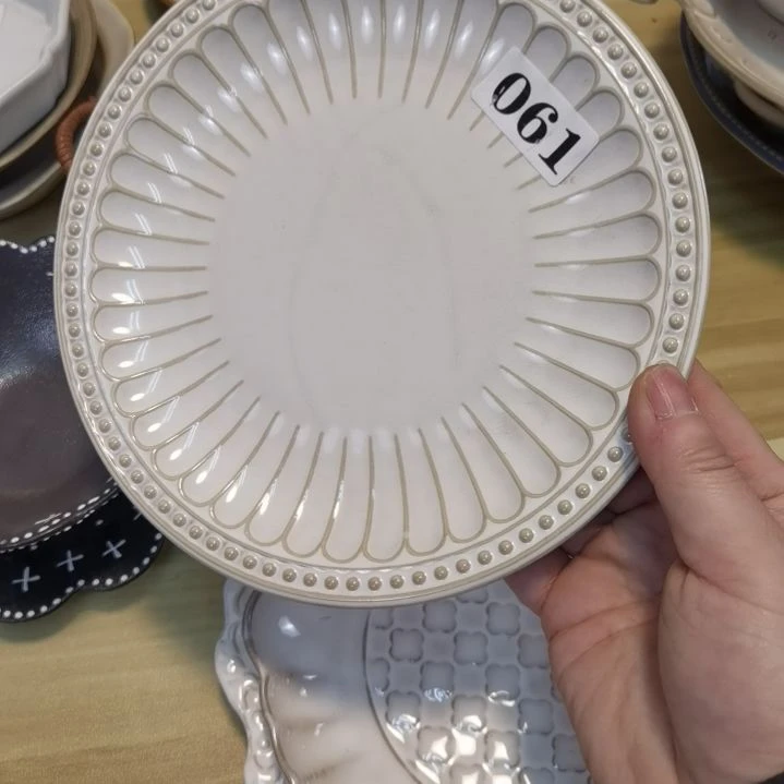 瓷片微瑕珠点八寸浅盘两个一组