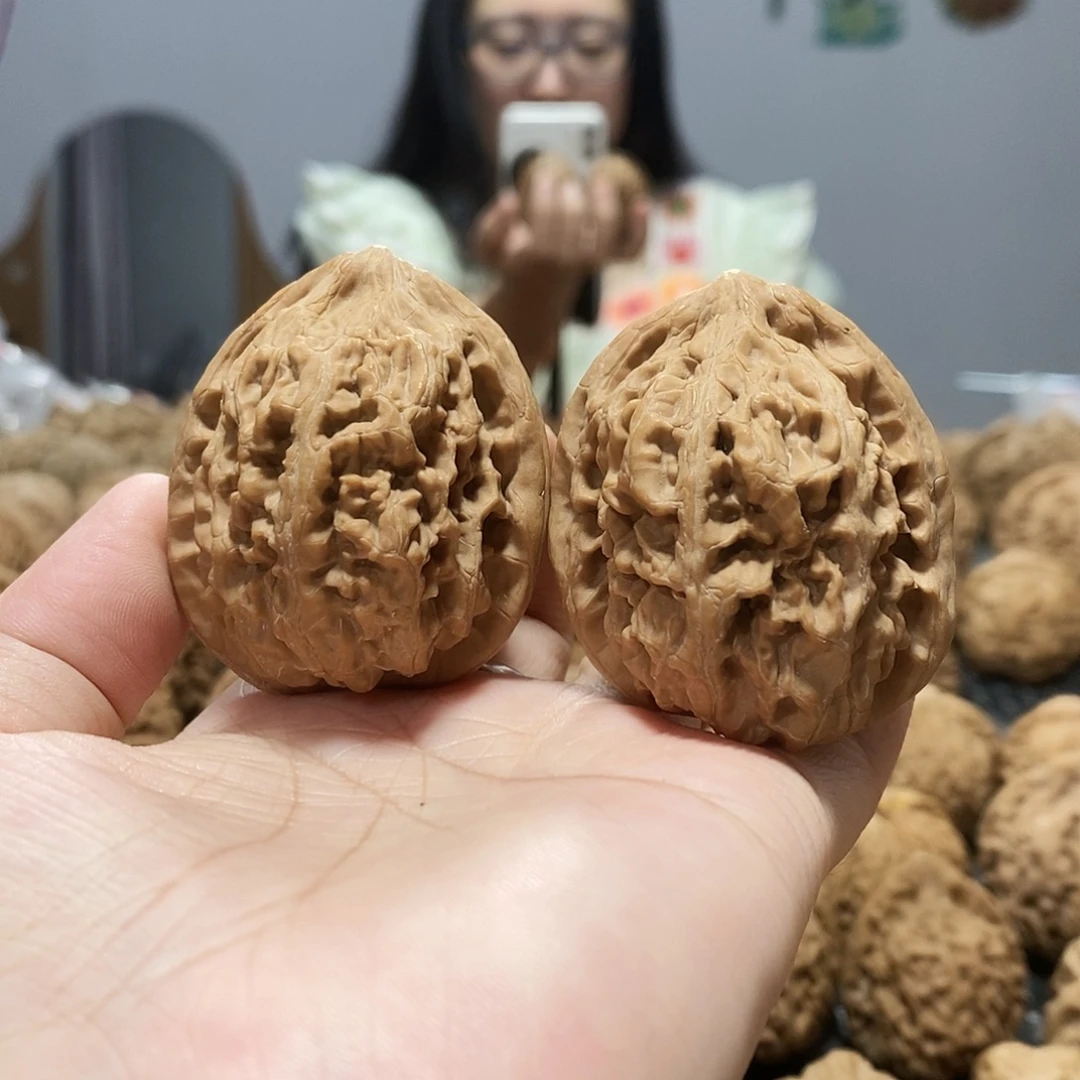 文玩核桃吊坠凤凰台41黄尖