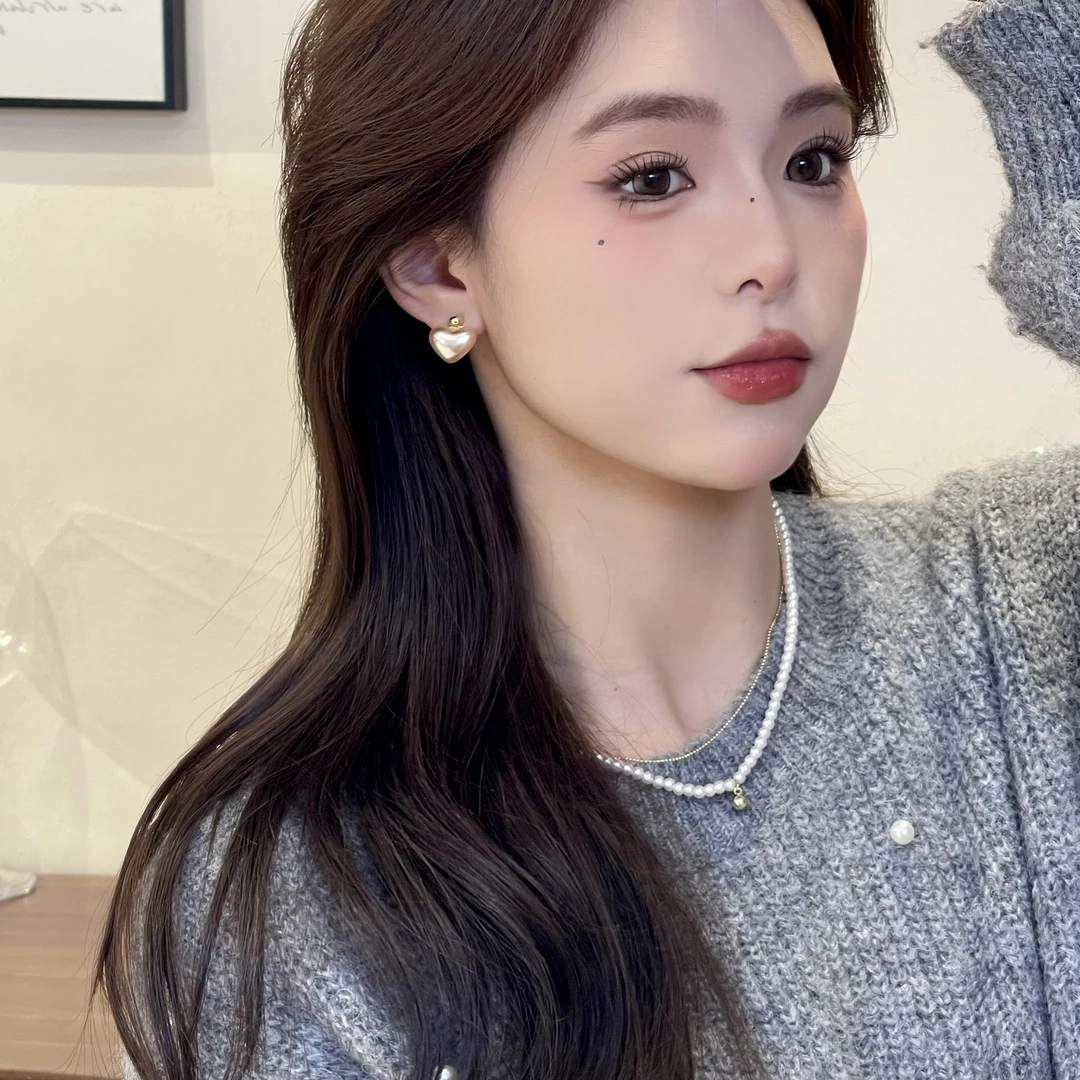 W769爱心简约耳钉小众轻奢长款简约百搭时尚精致法式