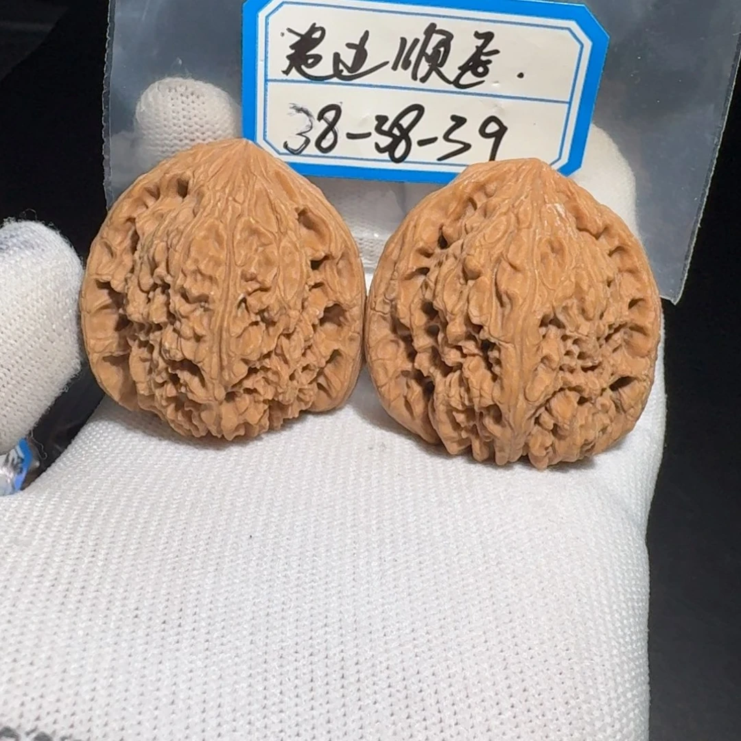 文玩核桃把件48号顺风耳