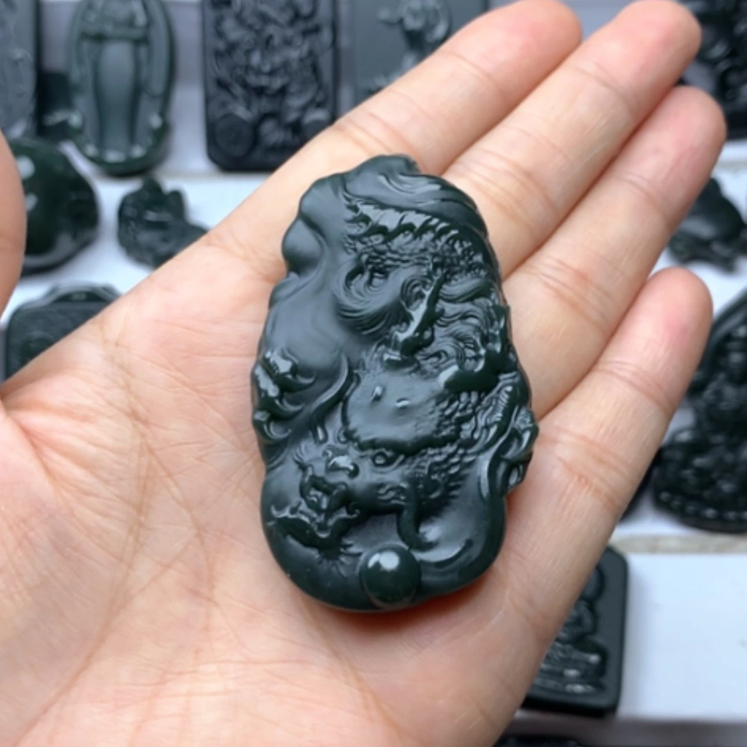 【闪购商品】颈饰未镶嵌和田玉双面雕刻