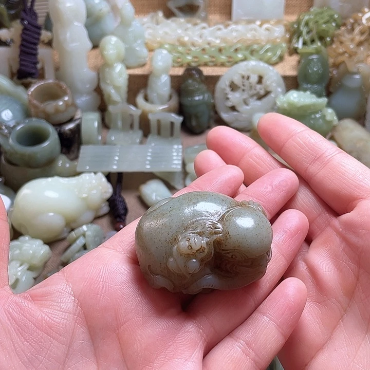 和田玉颈饰未镶嵌阿*