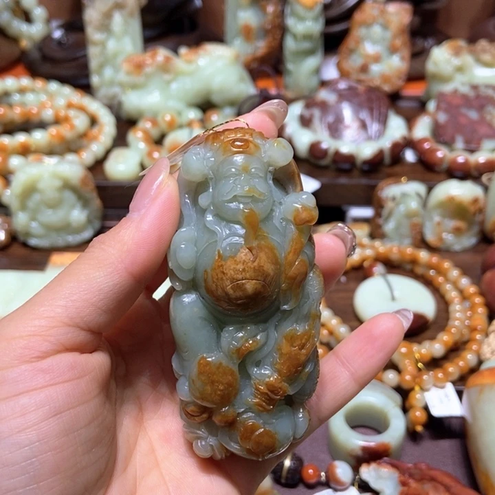 岫岩河磨玉（透闪石质玉）未镶嵌把件