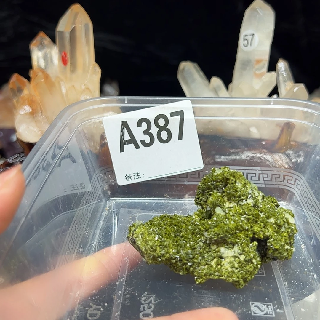 青***上水晶未镶嵌珠宝半成品