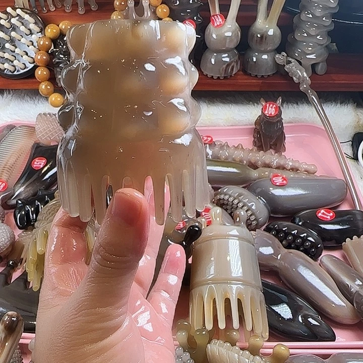 港牛牛角头疗梳洗头按摩头疗梳