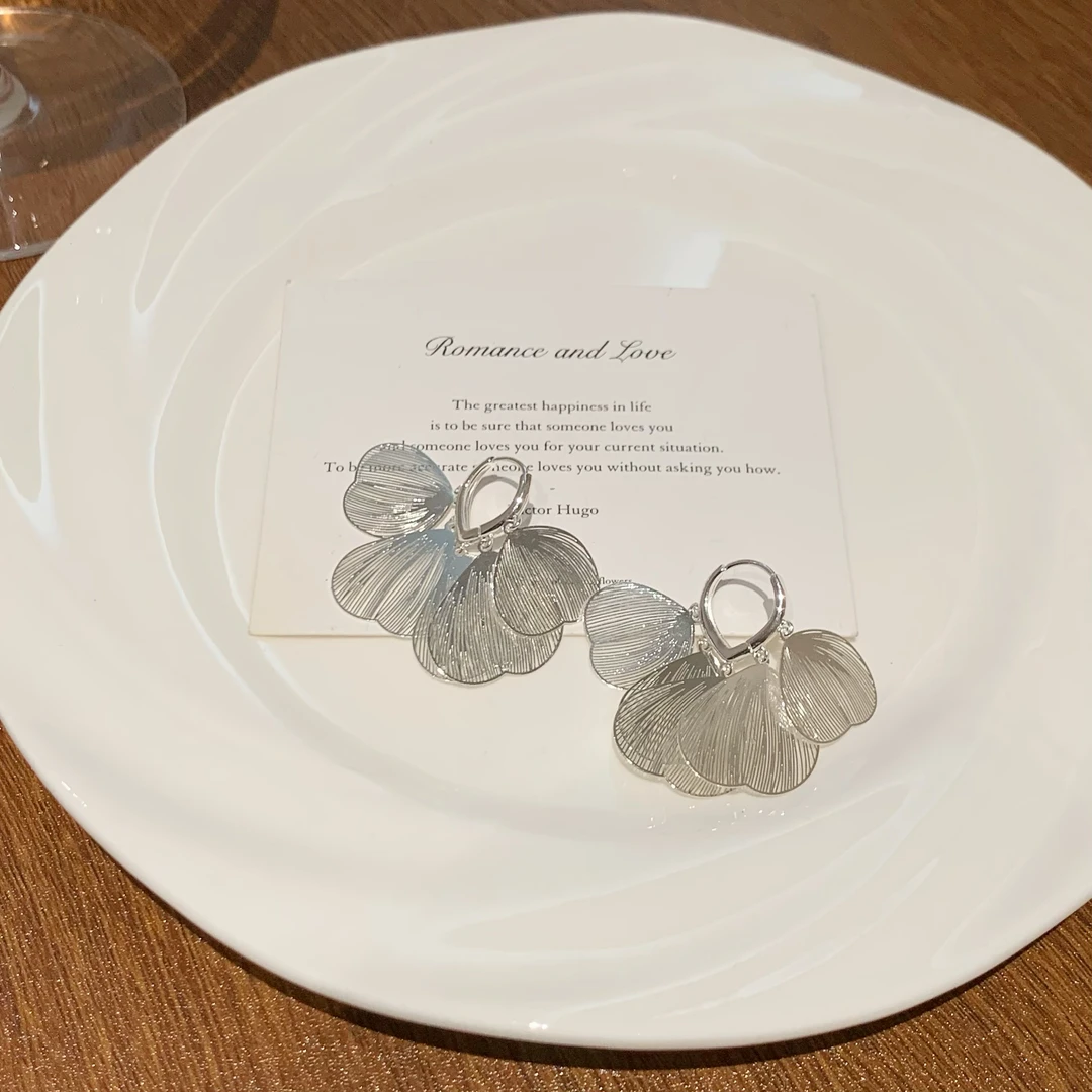 铜合金耳饰 AL6679 轻奢感镂空蝴蝶翅膀流苏耳环