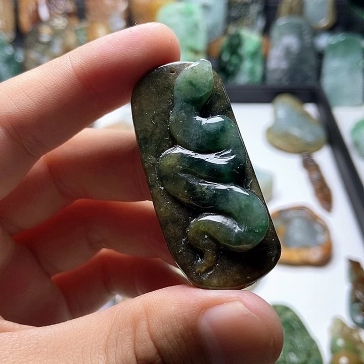 颈饰未镶嵌翡翠翡翠a货