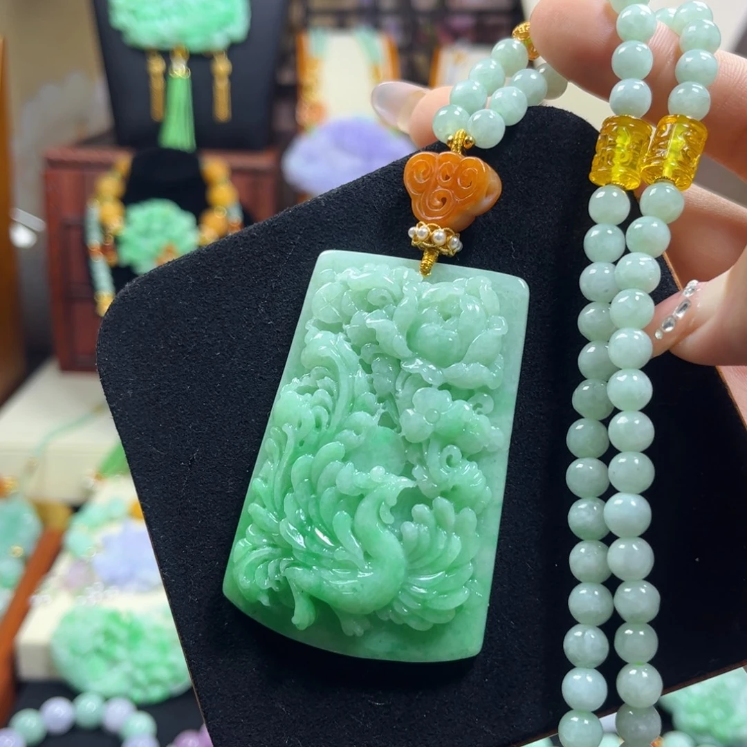 翡翠未镶嵌毛衣链凤凰方牌