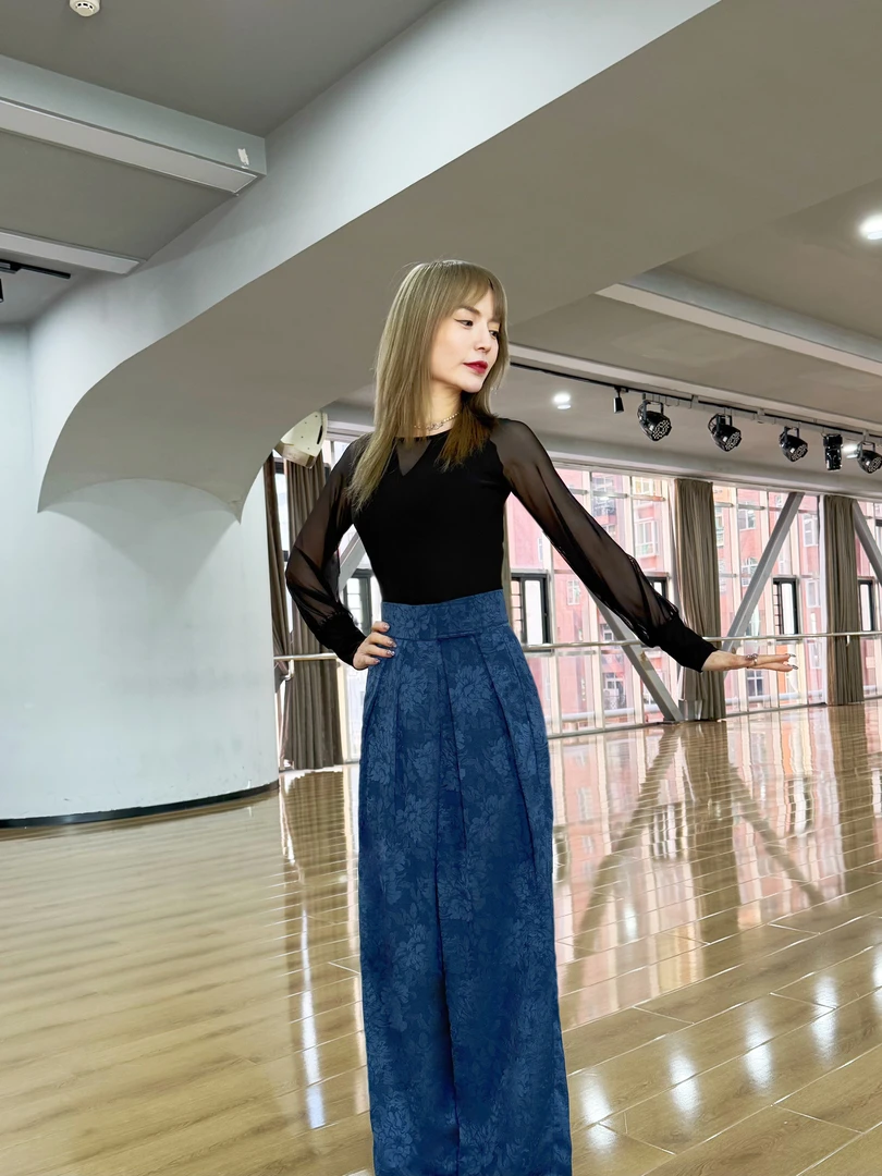 辰艺摩登蓝色提花款高腰阔腿摩登裤