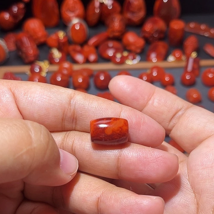 南红玛瑙未镶嵌配饰火焰纹桶珠11.8mm