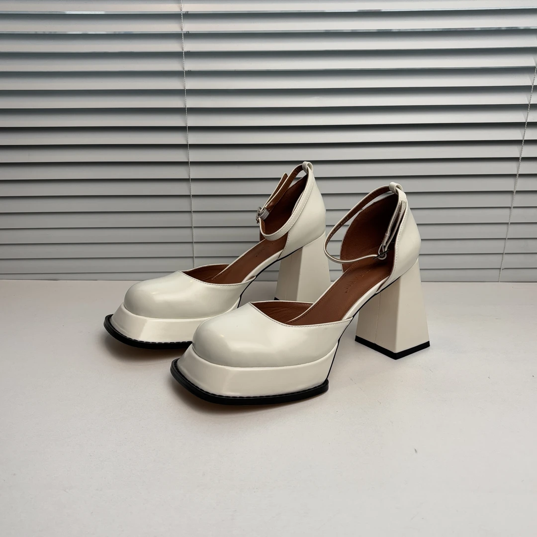 【仅剩40码】真皮跟高10cm长靴Y104