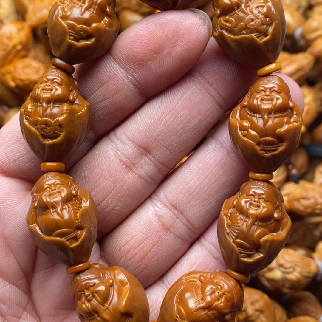 橄榄核手串包衣财神
