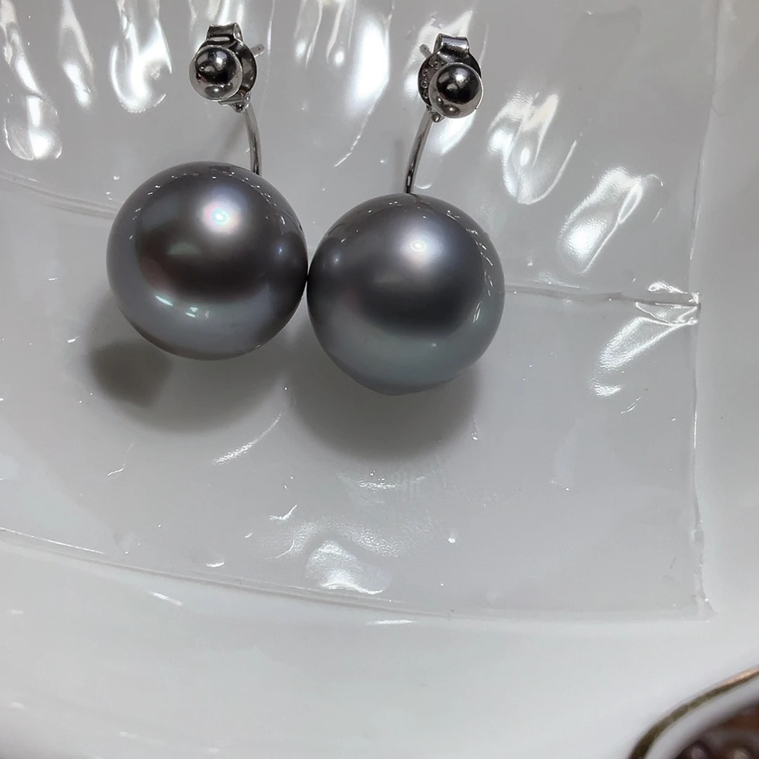 海水珍珠耳饰银S925镶嵌小****?