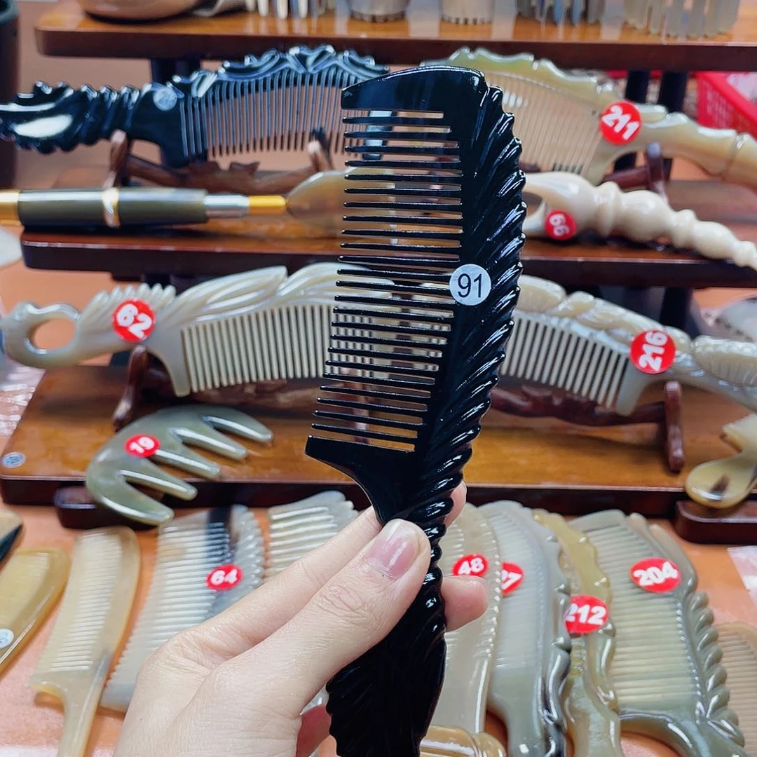 纯手工制作牛角梳黑元宝