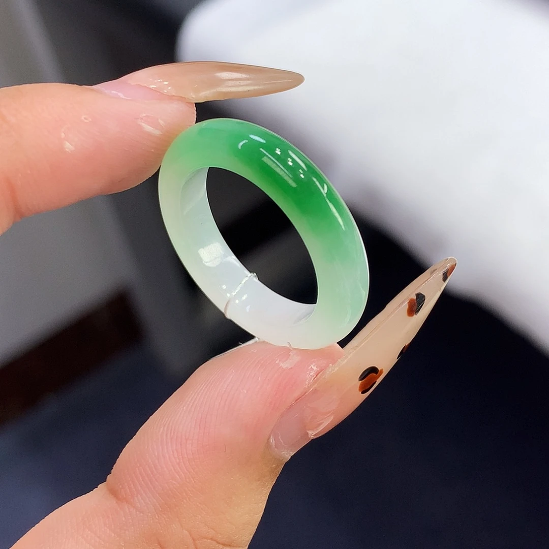 翡翠未镶嵌戒指19号