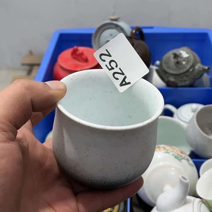 X***.瓷片默认微瑕瓷器、茶具、壶、摆件，介意勿拍