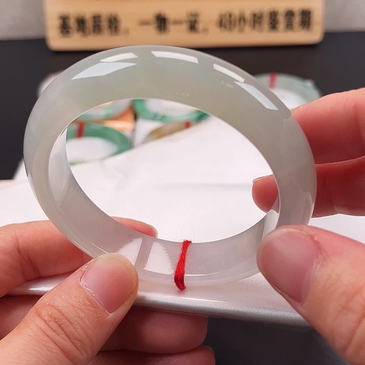 翡翠未镶嵌手镯手镯39