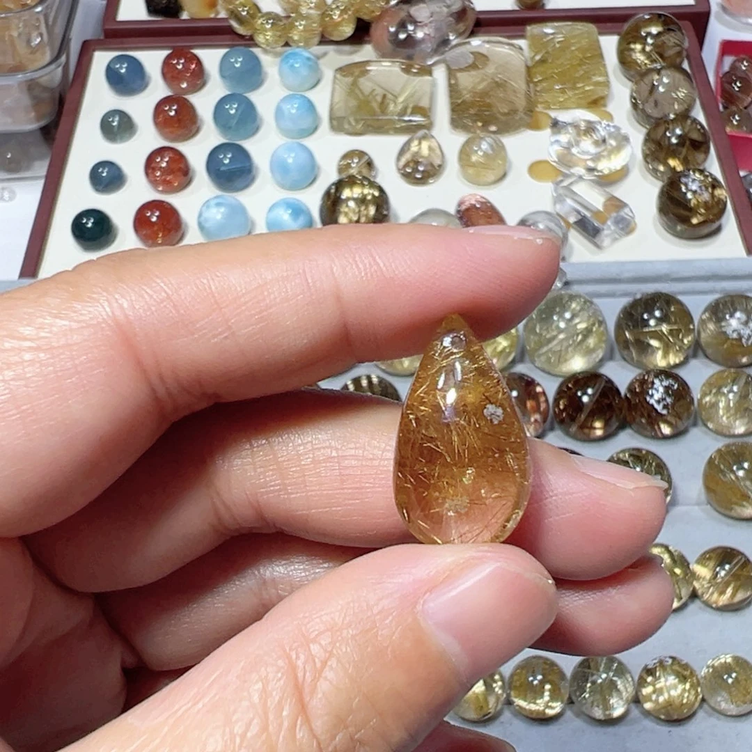 未镶嵌水晶颈饰天然水晶
