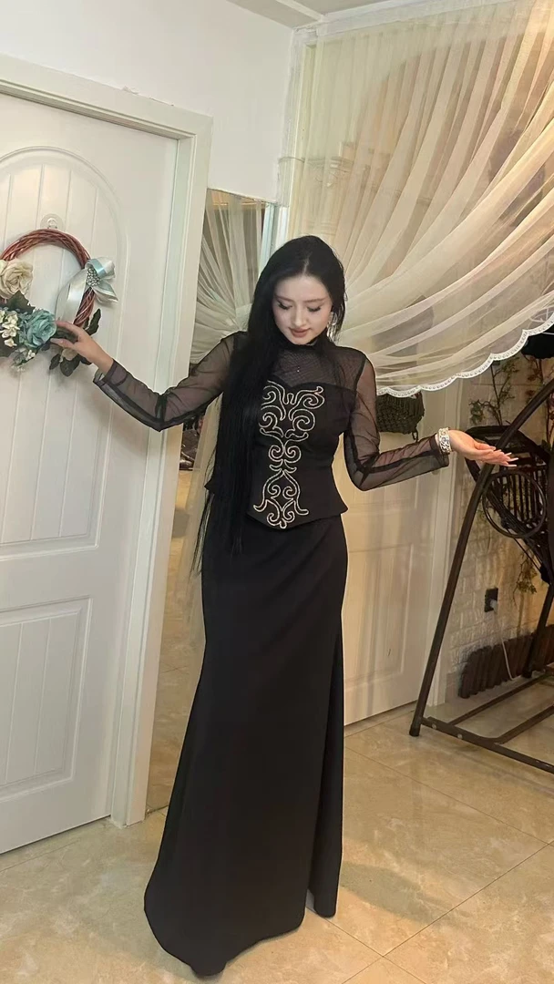 ARU品牌民族风定制款装显瘦女装气质