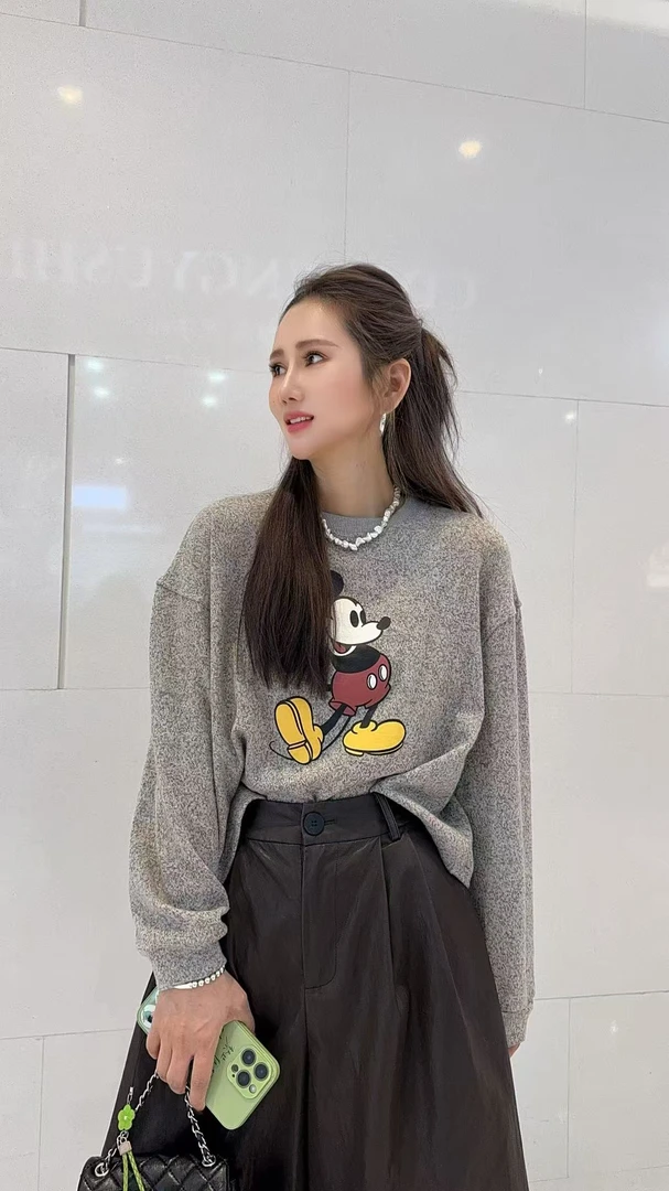 优雅上新韩系卡通米奇图案百搭通勤休闲气质卫衣