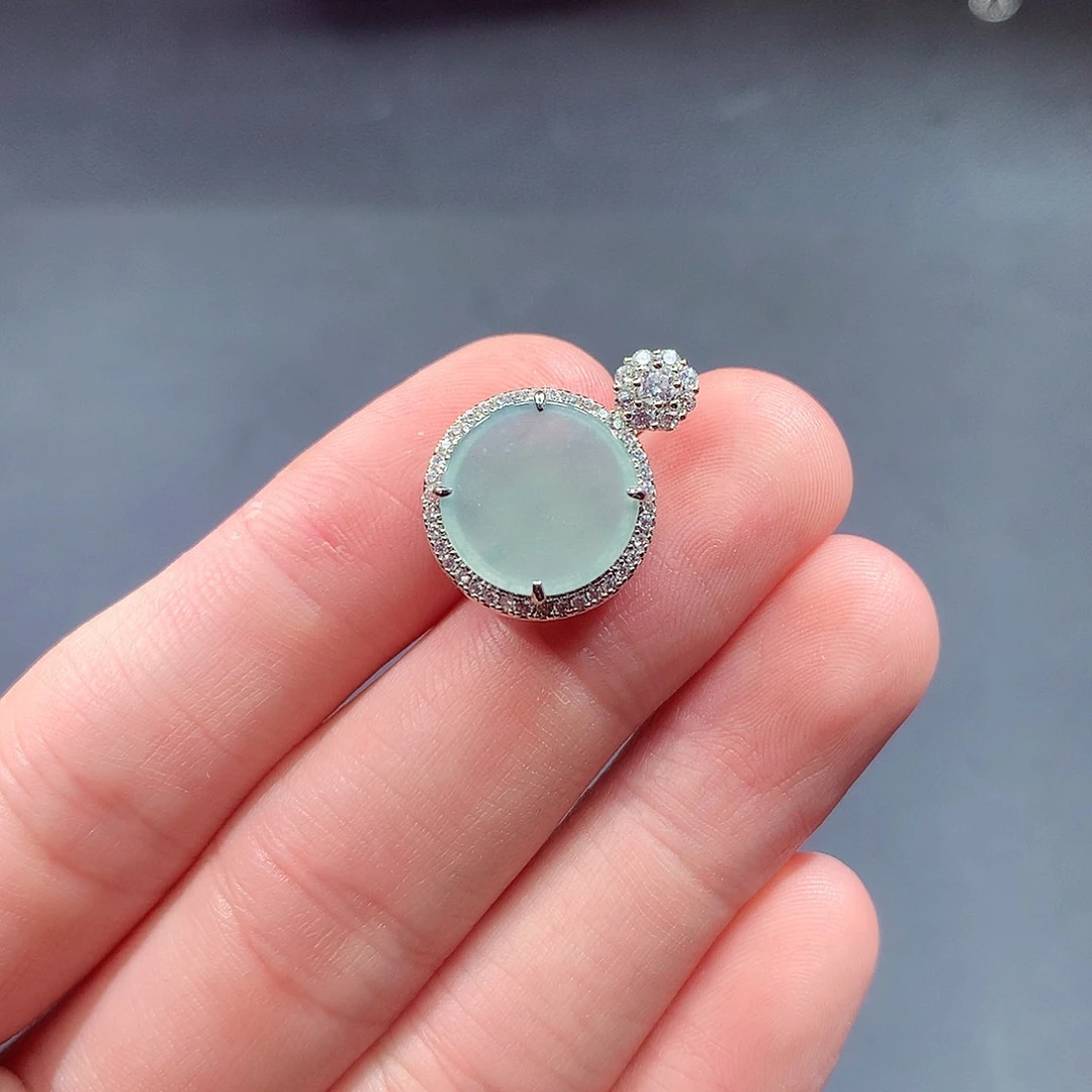 翡翠戒指未镶嵌翡翠