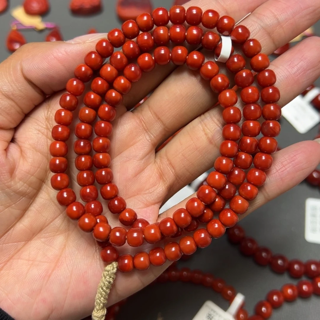 南红玛瑙未镶嵌手串 玫锦双色108 约5.9mm 色肉兼具