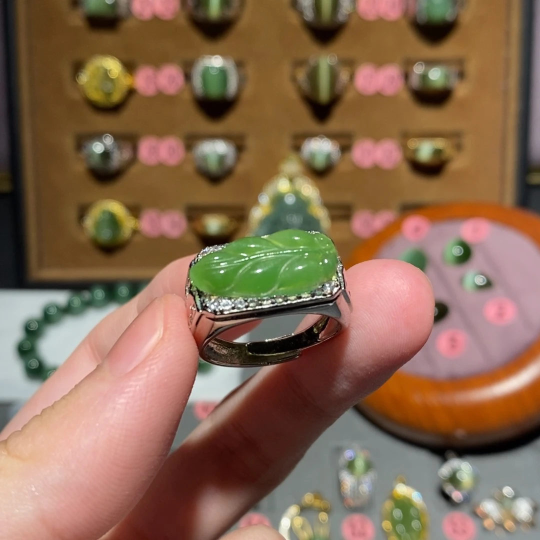 和田玉未镶嵌戒指