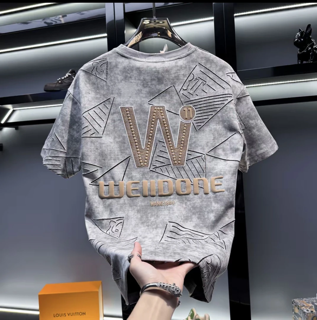 2025夏季时尚潮牌新款小众纹理刺绣短袖T恤男士烫珠宽松高街半袖T