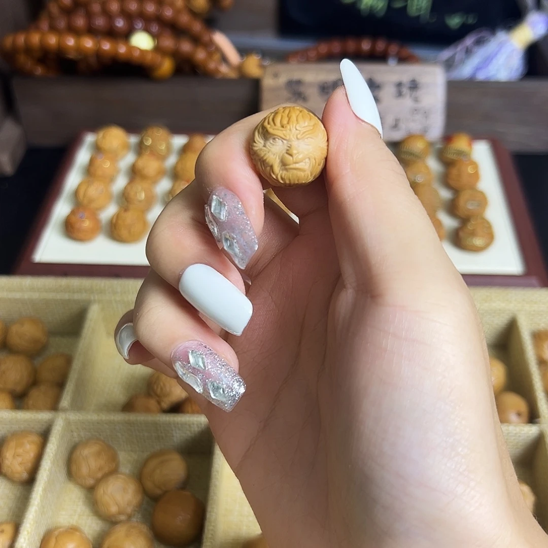 猴头核桃吊坠素单颗齐天大圣