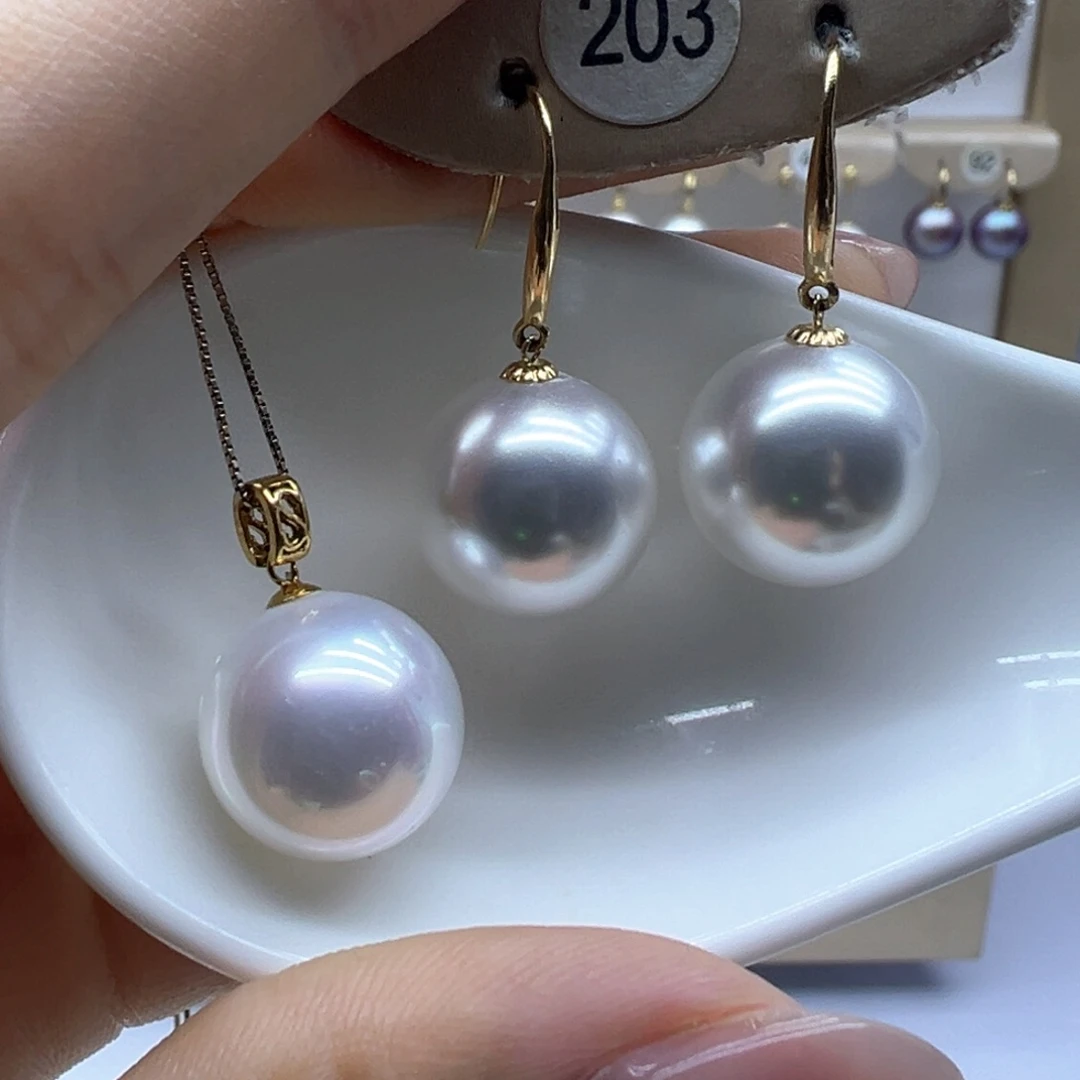 淡水珍珠18K金镶嵌吊坠(赠链)