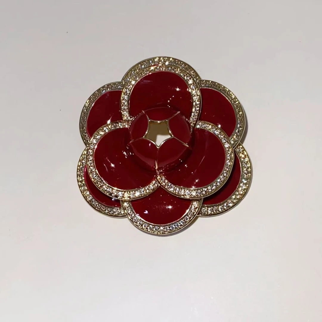 kasiya/卡思雅 铜合金锆石胸针 XZ25105-054正红色山茶花胸针