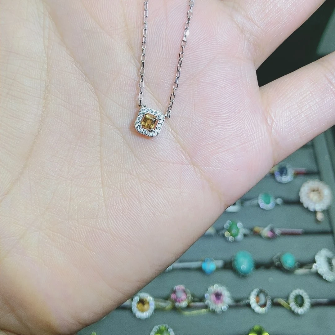 【闪购商品】项链银S925镶嵌黄晶