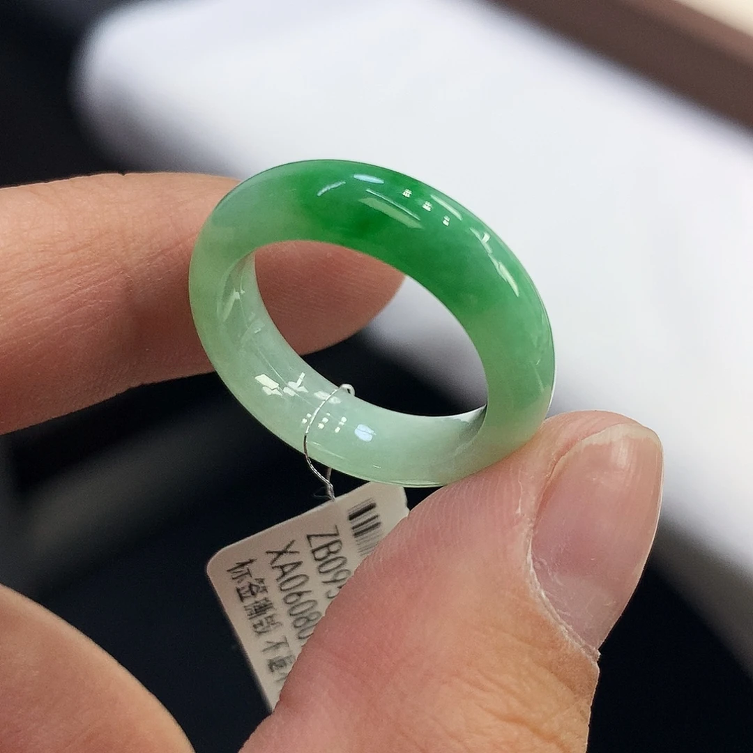 翡翠未镶嵌戒指15号