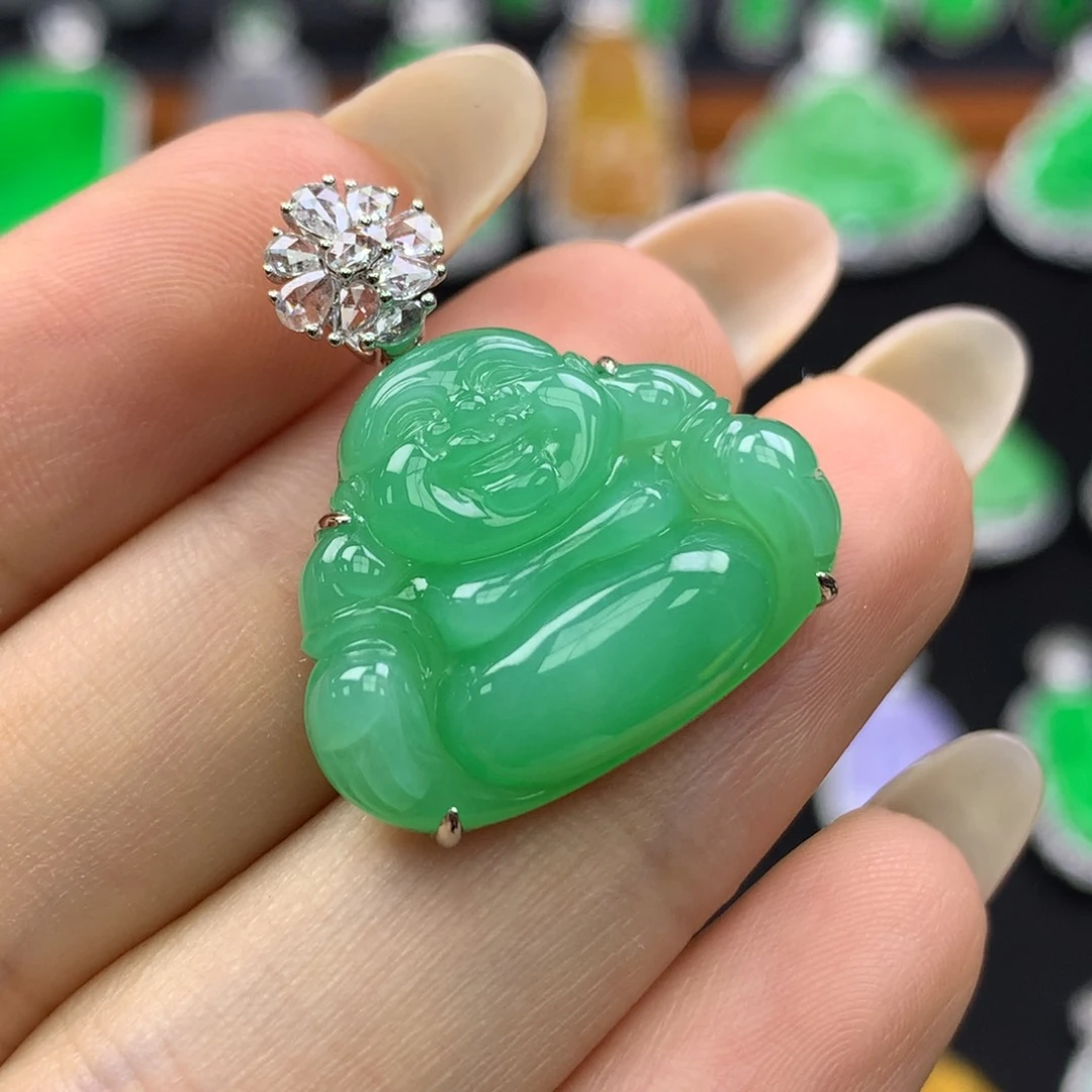 翡翠18K金镶嵌颈饰18k镶翡翠