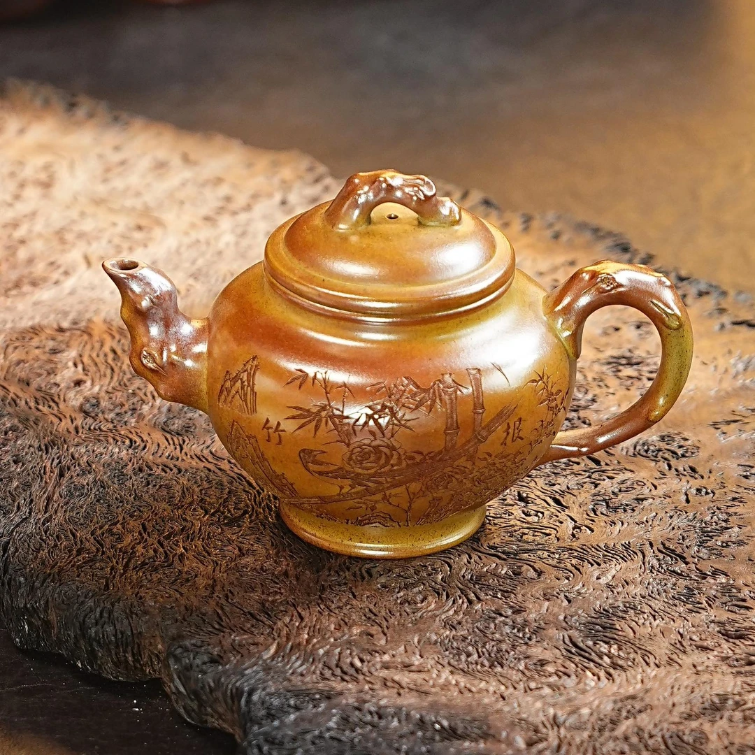 宜兴紫砂茶具  原矿段泥泥料刻绘竹报平安紫砂茶壶