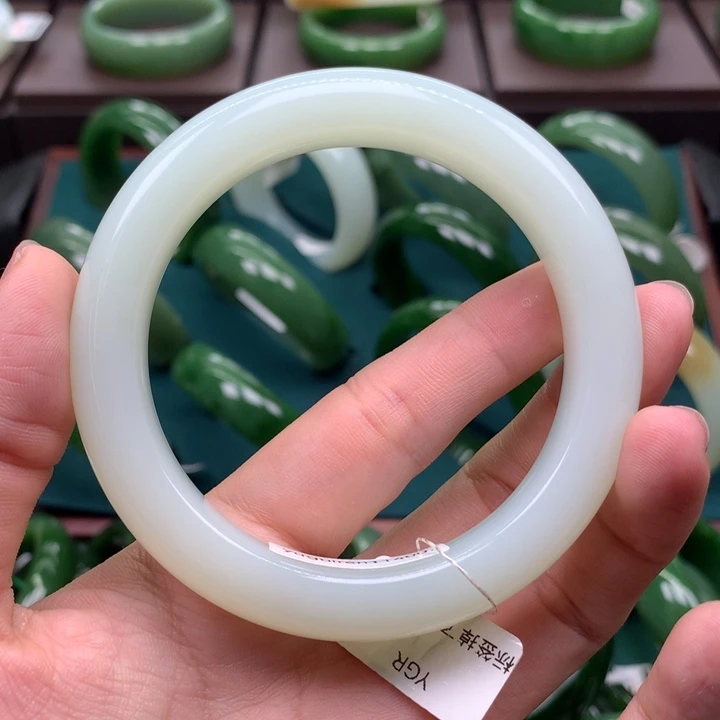 未镶嵌手镯和田玉5859