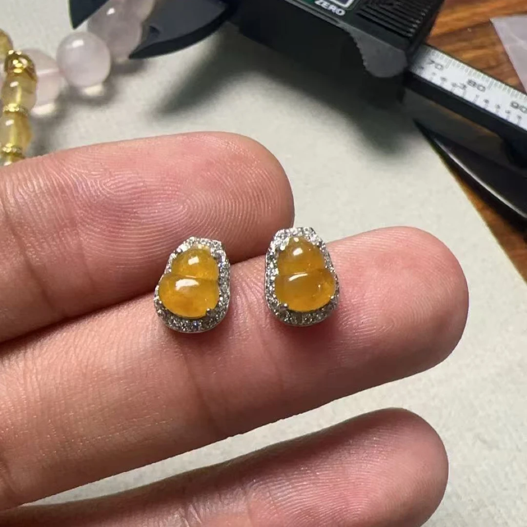 天然翡翠葫芦耳钉